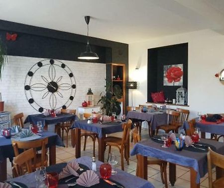Blessac Le Relais Des Forets מראה חיצוני תמונה